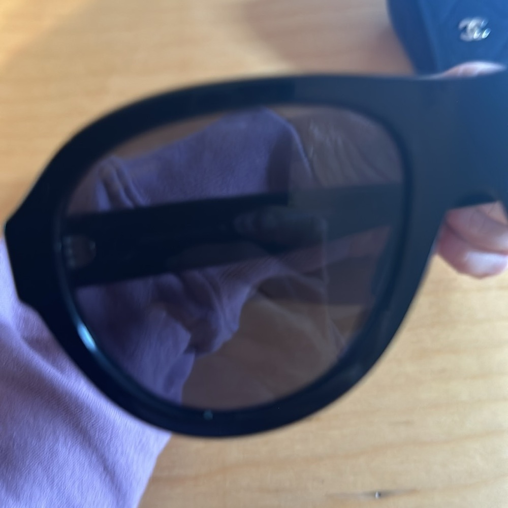 Chanel Aviators with Chanel Case - Picture 8 of 11
